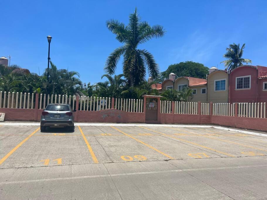 Casa Con Alberca A 8 Min De Playa Appartement Ixtapa  Buitenkant foto